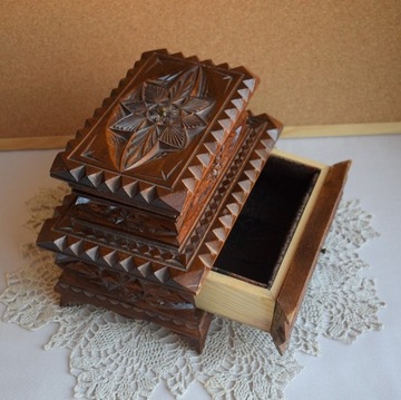 Stara szkatułka drewniana pudełko