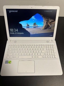 Biały Laptop Asus R541U  12GB GPU 2GB dysk SSD FHD