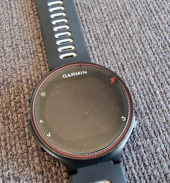 Zegarek sportowy Garmin Forerunner 235