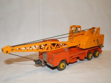 DINKY SUPERTOYS 20 TON LORRY - MOUNTED CRANE