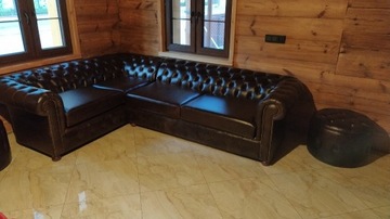 Sofa skórzana chesterfield plus fotel i pufy