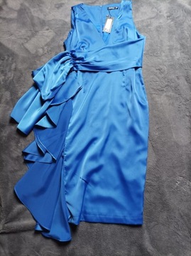 Niebieska sukienka Boohoo 42