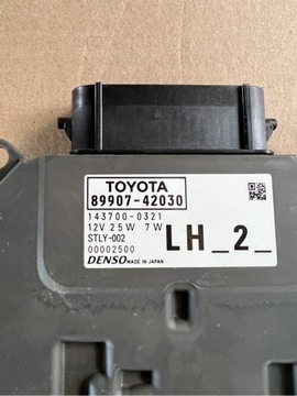 Toyota Rav4 Przetwornica lampy lewej.