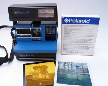 Niebieski Polaroid Supercolors + Film 600 UNIKAT