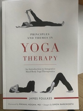 Principles and Themes in Yoga Therapy książka joga