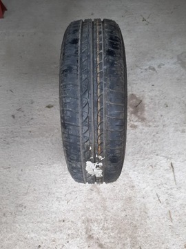 Opona letnia Bridgestone B250 165/65 R15 81T