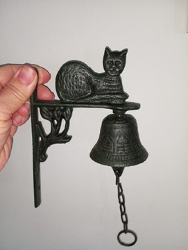 Dzwonek żeliwny z kotem unikat 