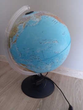 Duży globus podświetlany 30 cm niemiecki