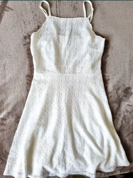 Biała koronkowa sukienka HM