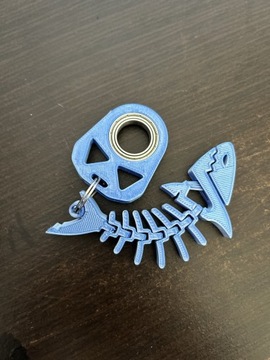 Mały Frozen KeyRambit z flexi sharkem