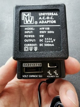 AC/DC adapter typ uniwersalny "MW108" 220V 50Hz 9W