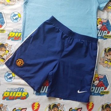 122-128cm, Nike Spodenki Logo Manchester United