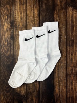 Skarpety Nike długie białe klasyczne damskie