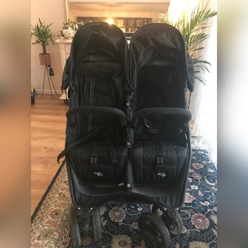 VALCO duo baby wózek bliźniaczy rok po roku