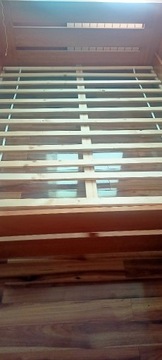 Łóżko drewniane  plus materac 