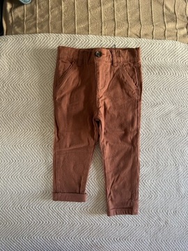 Bawełniane spodnie chłopięce na podszewce 98 cm