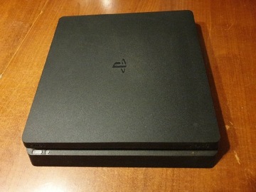 PS4 SLIM 500GB+1PAD( ŁADOWARKA DO PADÓW)+GRY 