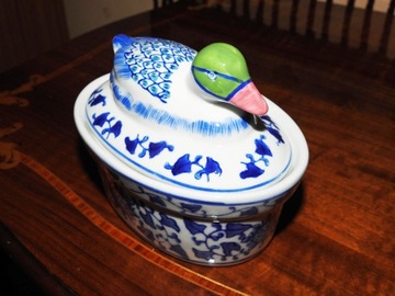 Porcelanowa ceramiczna Kaczka - pojemnik szkatułka