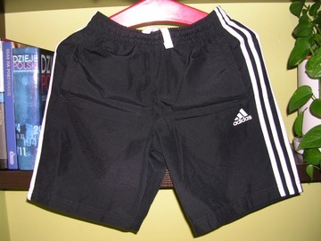 KRÓTKIE SPODENKI ADIDAS