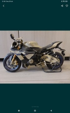 Yamaha R1 model motocykla