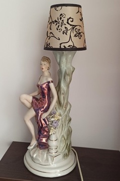 Porcelanowa lampa art deco dama figurka vintage