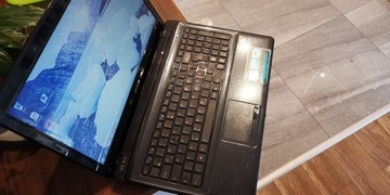 Laptop Asus  śliczny i5 4gb ram 