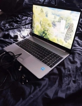 Laptop HP 250 G9. Windows 11. Używany 7 dni.