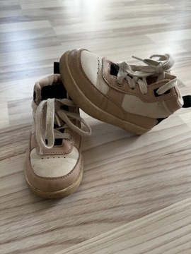 Buty sportowe dla dziewczynki Zara 24