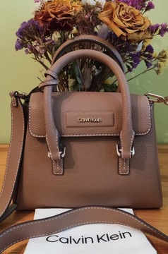 Calvin Klein Dressed Mini Tote W Flap 