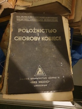 Położnictwo i choroby kobiece plus 2 książki med.