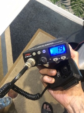 CB radio INTEK m-100 plus