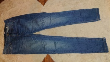 Granatowe jeansy sinsay R38
