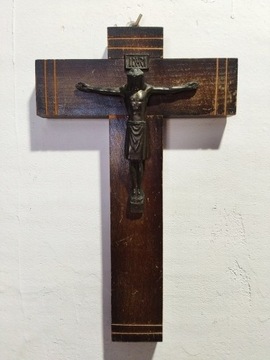 stary drewniany krzyż z Jezusem krucyfiks 35cm 