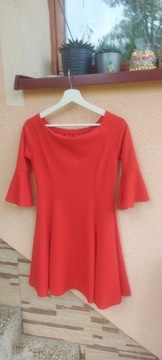 Czerwona sukienka S 36