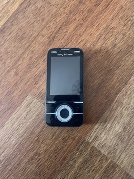 Sony ericsson u100i yari