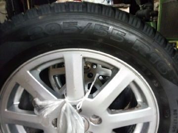 Opony wielosezonowe+felgi aluminiowe, Ford