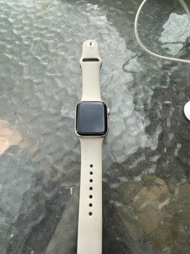 Apple Watch SE 2nd GEN 40MM Starlight