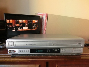 Combo DVD/VCR HITACHI z pilotem