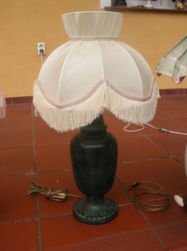 stara lampka / lampa z metalową nogą 