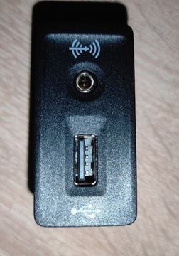 USB + AUX VAG 5G0035222C