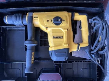 Młot udarowy DeWalt D25810K