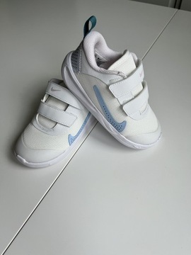 Buty dziecięce Nike Omni-Multi Court