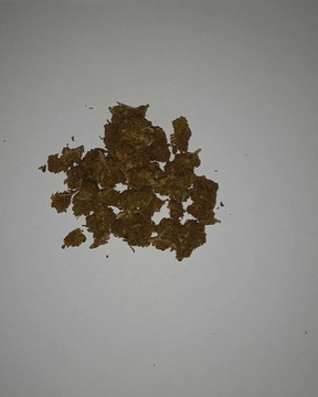 Susz konopny CBD | Małe topy | 20% CBD | 3g THC