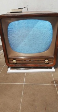 Stary zabytkowy telewizor Węgierski ORION