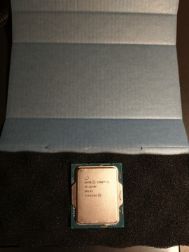 Intel Core i5-12400