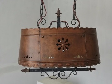 Miedziana lampa gotycka
