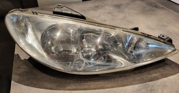 Peugeot 206 Lift Lampa Przód Prawa Europa