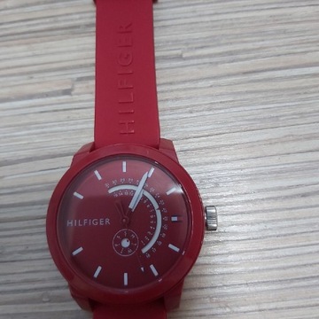 Zegarek czerwony Tommy Hilfinger 