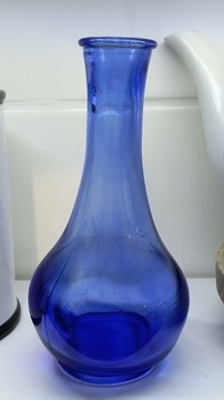 Wazon butelka niebieskie szkło kobalt 