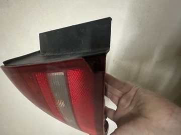 Lewa lampa Audi A4 B8